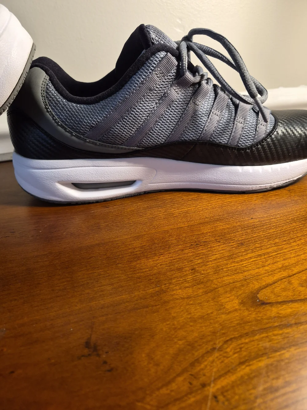 Nike Men's Air 11  Gray and Black Athletic Sneakers with Blue Logo Size 11